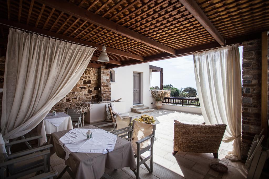 Athina Studios And Suites Plaka Exterior photo
